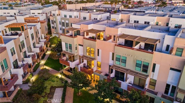 1653 Topanga, Costa Mesa, CA 92627