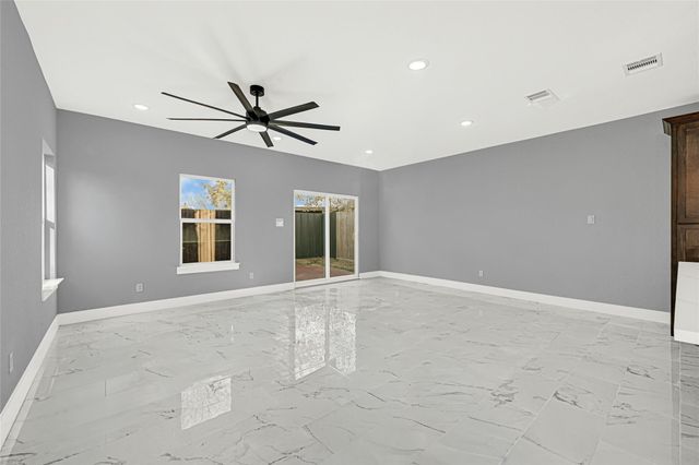 6605 Apollo Street, Houston, TX 77091