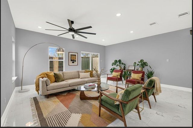 6605 Apollo Street, Houston, TX 77091