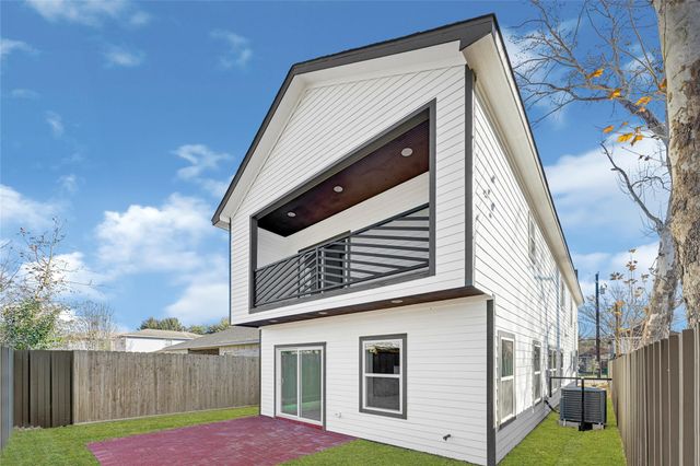 6605 Apollo Street, Houston, TX 77091