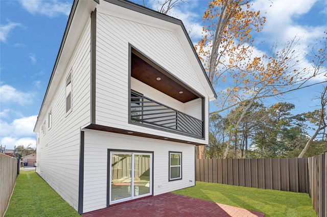 6605 Apollo Street, Houston, TX 77091