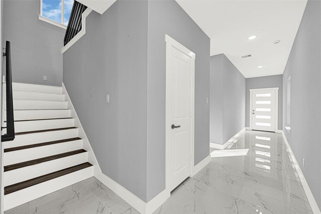 6605 Apollo Street, Houston, TX 77091