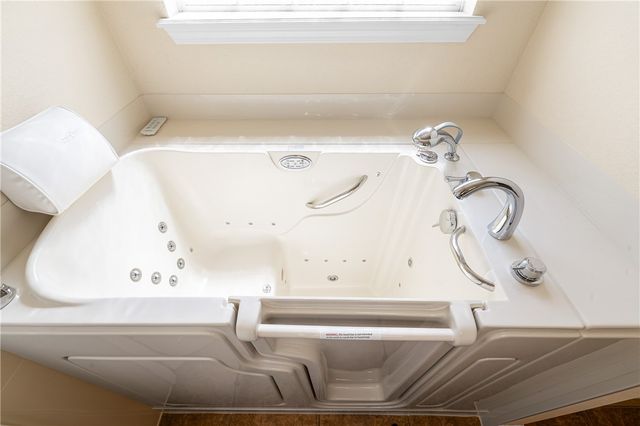 3701 SW Osprey Drive, Bentonville, AR 72713