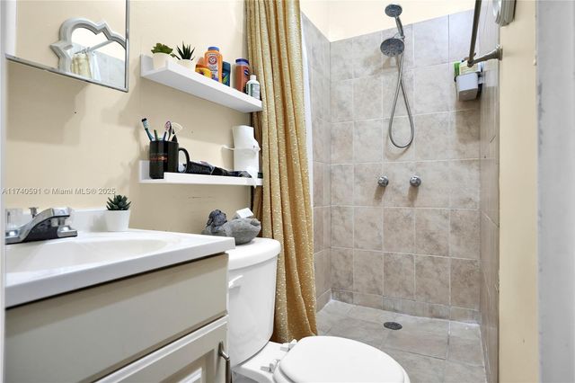 15921 SW 143rd Ave, Miami, FL 33177