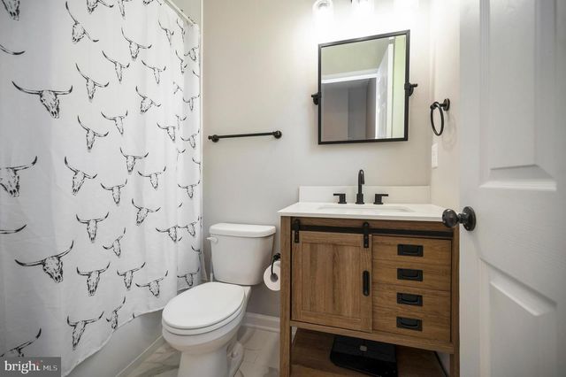 16036 ROGERS CLARK BLVD, Bowling Green, VA 22427