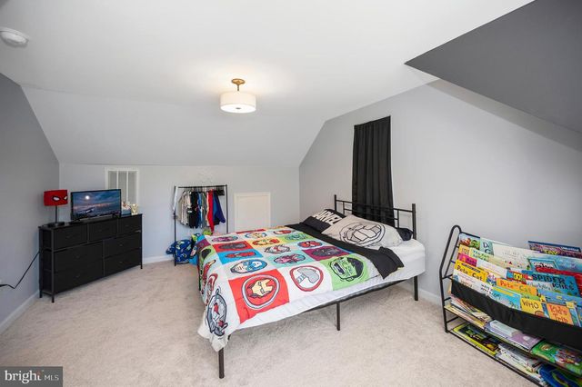 16036 ROGERS CLARK BLVD, Bowling Green, VA 22427