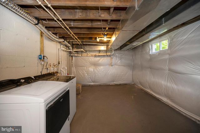 16036 ROGERS CLARK BLVD, Bowling Green, VA 22427