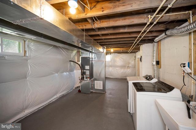 16036 ROGERS CLARK BLVD, Bowling Green, VA 22427