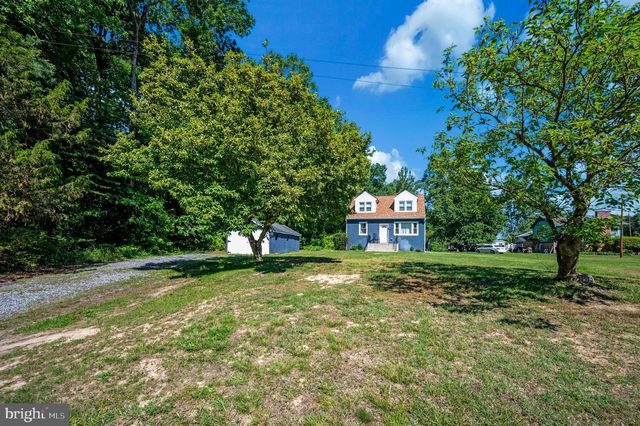 16036 ROGERS CLARK BLVD, Bowling Green, VA 22427