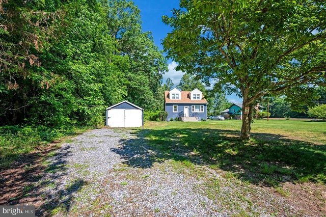 16036 ROGERS CLARK BLVD, Bowling Green, VA 22427