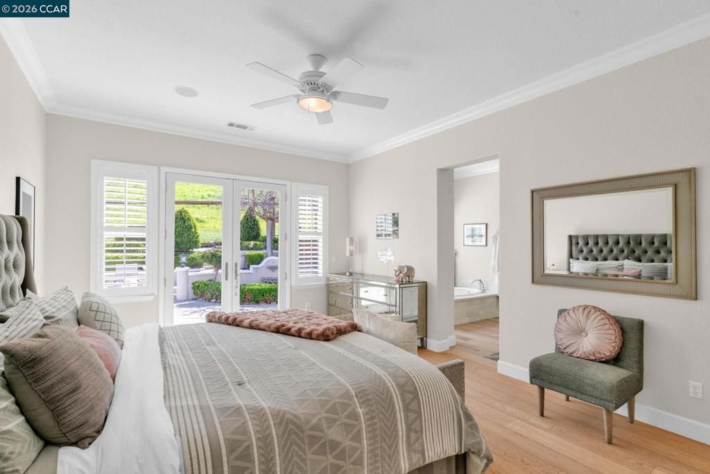 Image 12 of property listing at 974 974 Rosehedge Ct, Concord, CA 94521