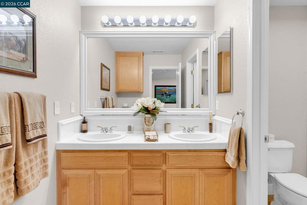 Image 30 of property listing at 974 974 Rosehedge Ct, Concord, CA 94521