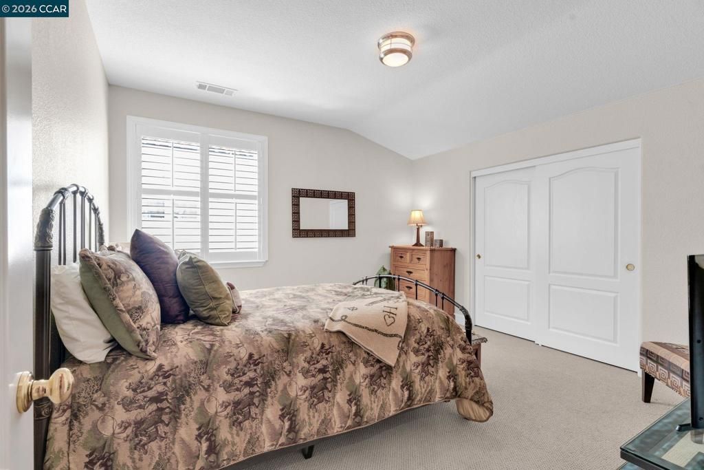 Image 32 of property listing at 974 974 Rosehedge Ct, Concord, CA 94521