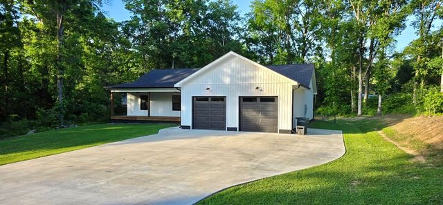 1032 Cohutta Drive, Chatsworth, GA 30705