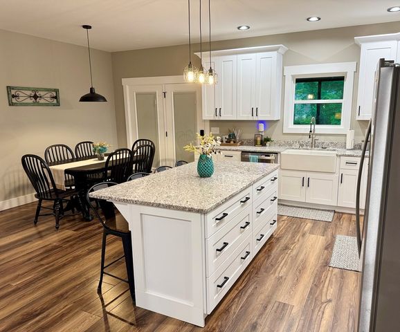 1032 Cohutta Drive, Chatsworth, GA 30705