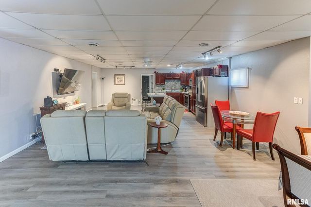 424 N COLLEGE Street, Centralia, IL 62801