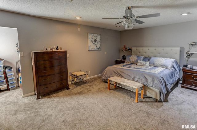 424 N COLLEGE Street, Centralia, IL 62801