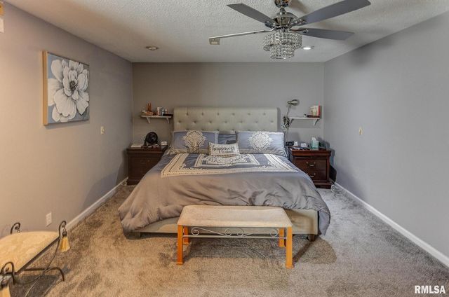 424 N COLLEGE Street, Centralia, IL 62801