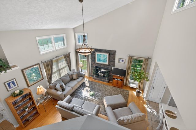 613 Applegrove Drive, Nicholasville, KY 40356