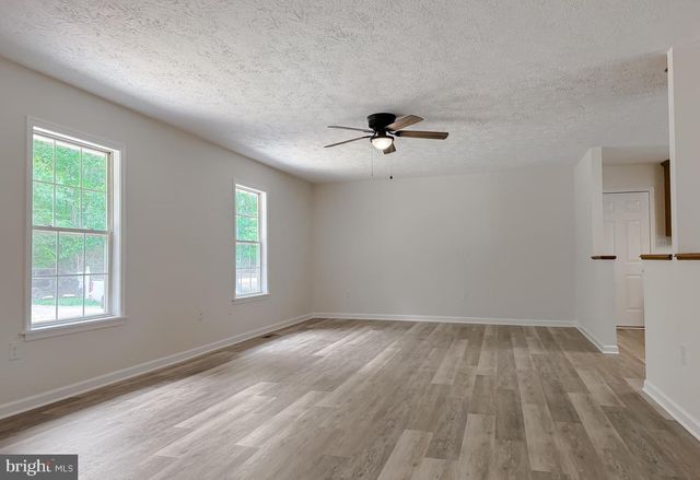 39655 PERSIMMON CREEK RD, Mechanicsville, MD 20659