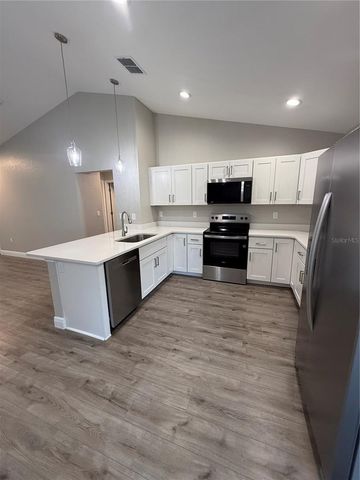 47 PINE RADIAL, Ocala, FL 34472