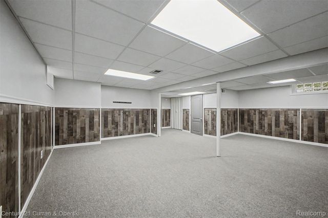 24315 Currier Street, Dearborn Heights, MI 48125