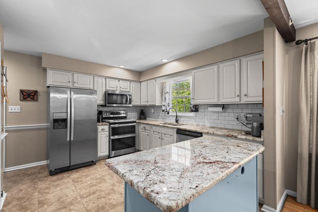 20 Edgewood Drive, Winchester, KY 40391