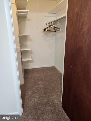 524 S CEDAR LN, Upper Darby, PA 19082