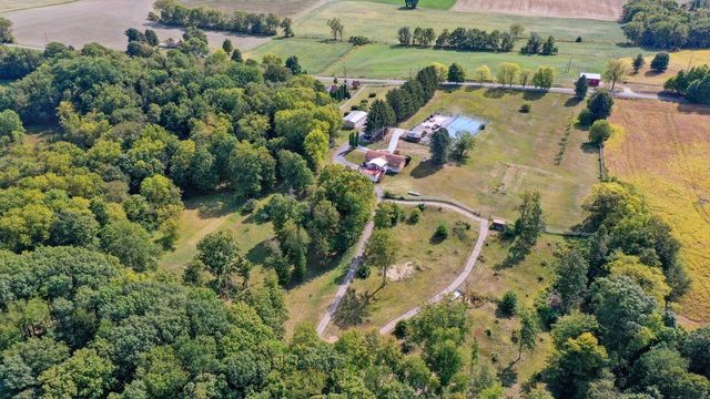 5563 Spring Creek Road, Three Oaks Twp, MI 49128