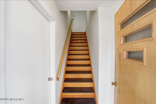 52 Saint Ann Street 2nd Floor, Carteret, NJ 07008