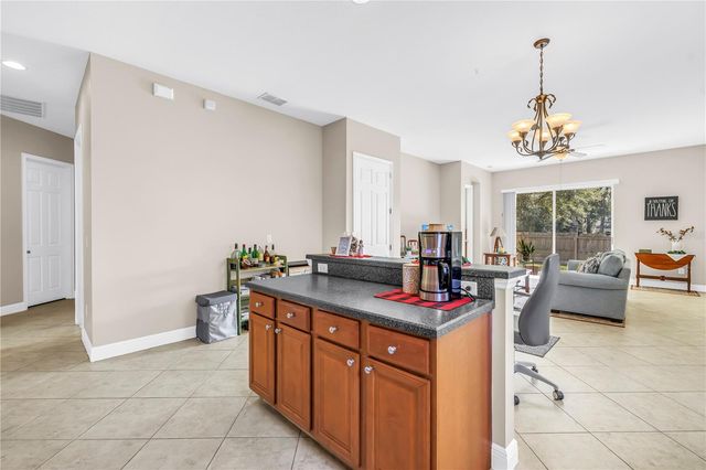 607 CENTER AVENUE, Brandon, FL 33511