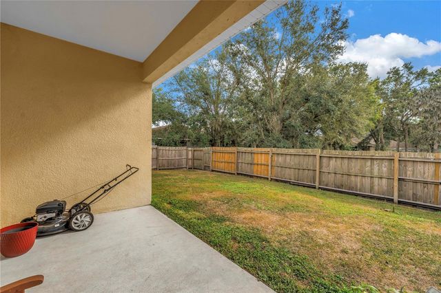 607 CENTER AVENUE, Brandon, FL 33511