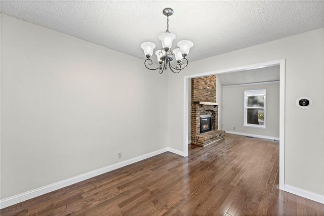 14022 S Cottonwood Drive, Olathe, KS 66062