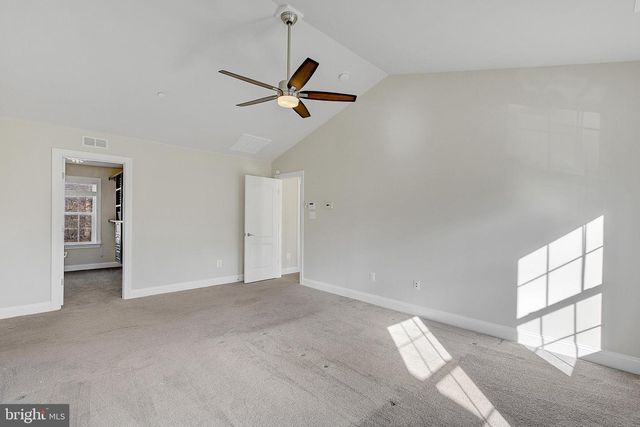 1070 CLAYPIPE DR, Huntingtown, MD 20639