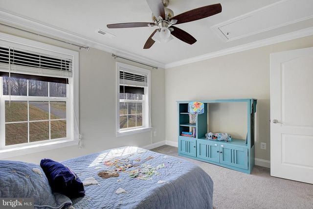 1070 CLAYPIPE DR, Huntingtown, MD 20639