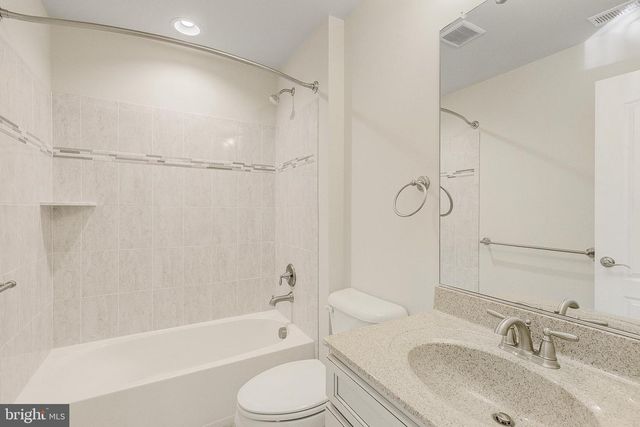 1070 CLAYPIPE DR, Huntingtown, MD 20639