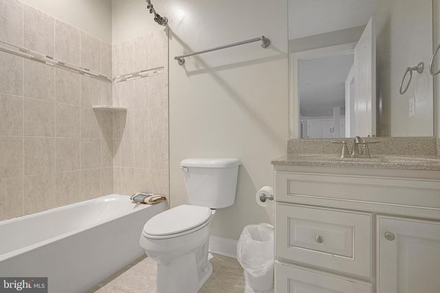 1070 CLAYPIPE DR, Huntingtown, MD 20639