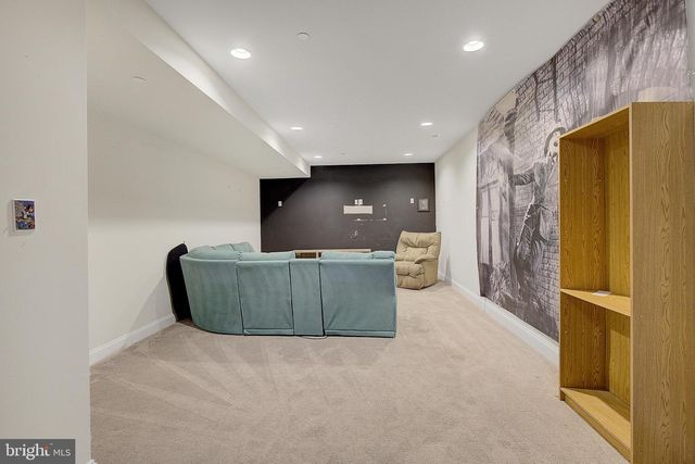 1070 CLAYPIPE DR, Huntingtown, MD 20639