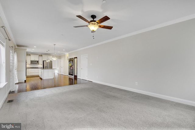 1070 CLAYPIPE DR, Huntingtown, MD 20639