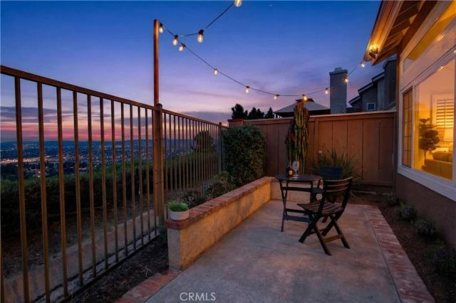 813 S Sapphire Lane, Anaheim Hills, CA 92807