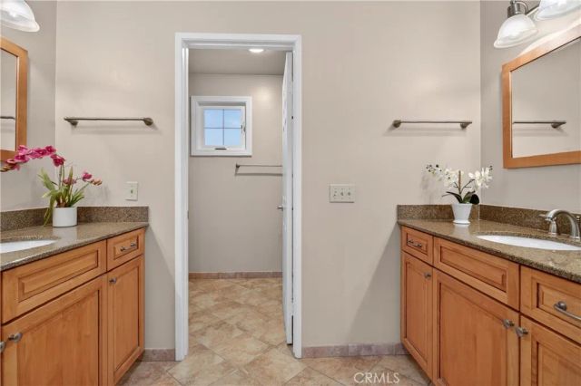 813 S Sapphire Lane, Anaheim Hills, CA 92807