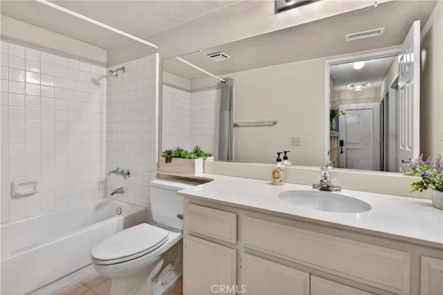 813 S Sapphire Lane, Anaheim Hills, CA 92807