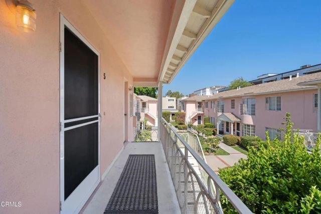 297 S Madison Avenue 5, Pasadena, CA 91101