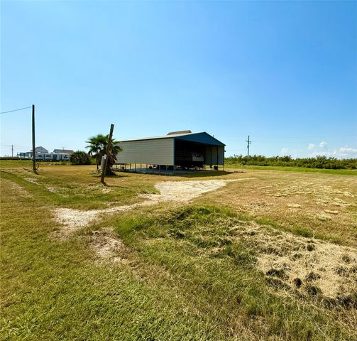1047 Faggards Slip, Gilchrist, TX 77617