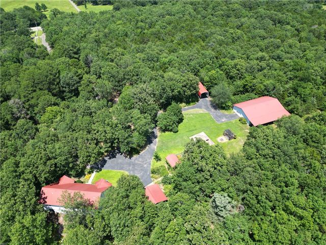 130 Giddieon Lane, Pottsville, AR 72858