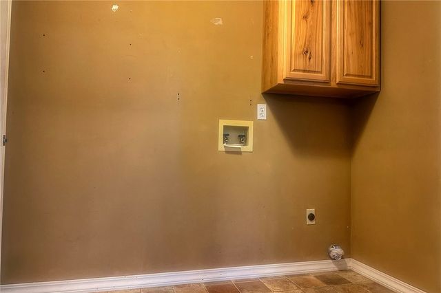 130 Giddieon Lane, Pottsville, AR 72858