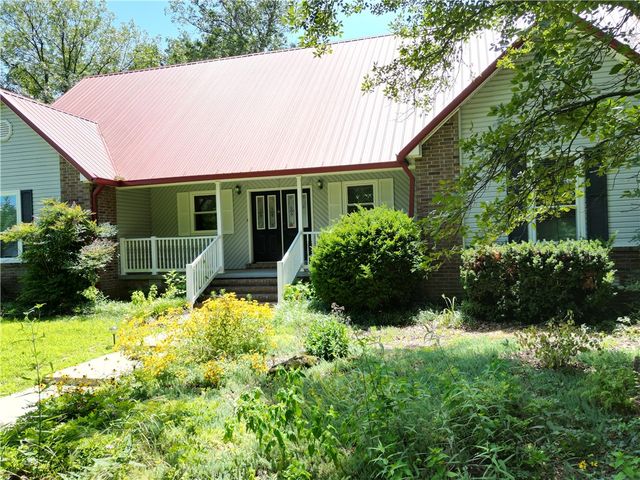 130 Giddieon Lane, Pottsville, AR 72858