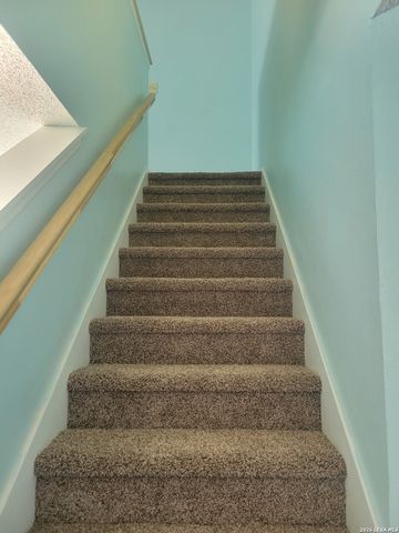 6702 Cape Meadow Dr, Converse, TX 78109