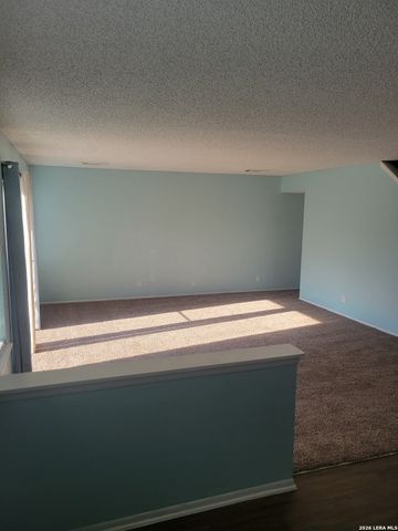 6702 Cape Meadow Dr, Converse, TX 78109