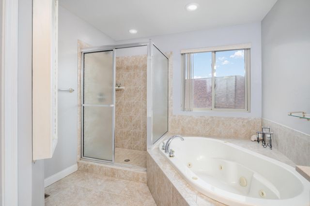 1464 Shirepeak Way, Independence, KY 41051